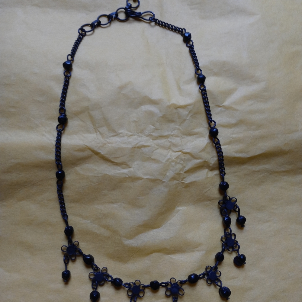 Vintage floral choker from the 70's